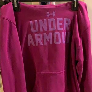 Under Armour Sweatshirt size M